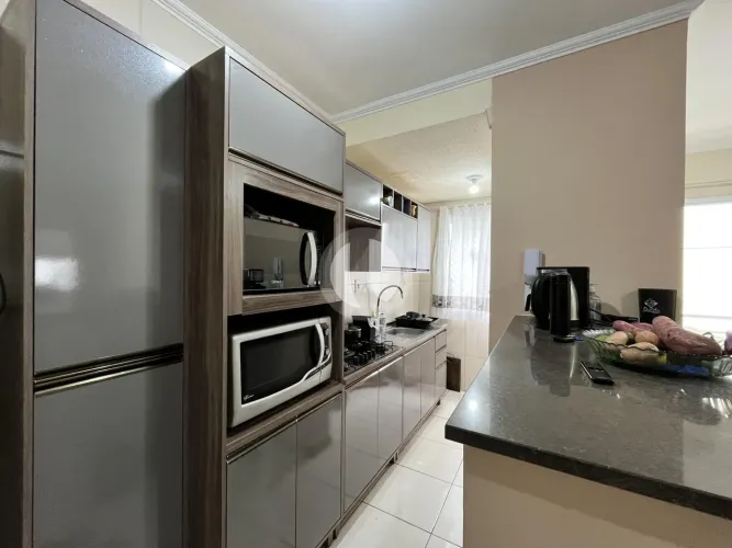 Apartamento com 02 quartos e 01 vaga à venda em Camobi!!