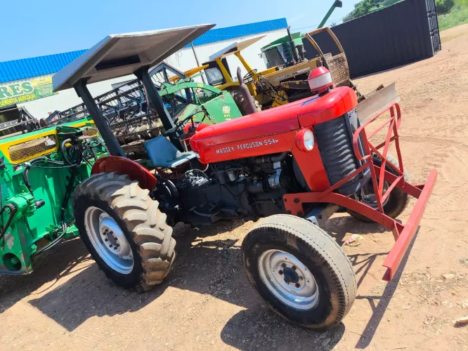 Trator Massey Ferguson 55x relíquia