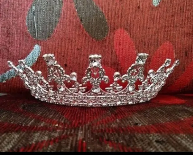 Tiara para noiva 010