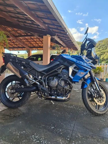 TRIUMPH TIGER XRX 800 2018/2019 R$52.000,00.