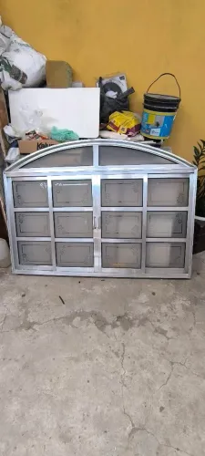 Janela e porta de alumínio