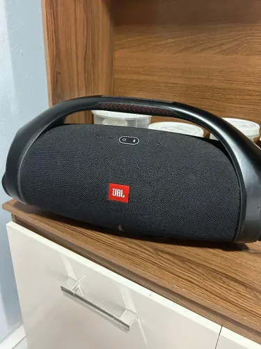 Caixa JBL bombox2