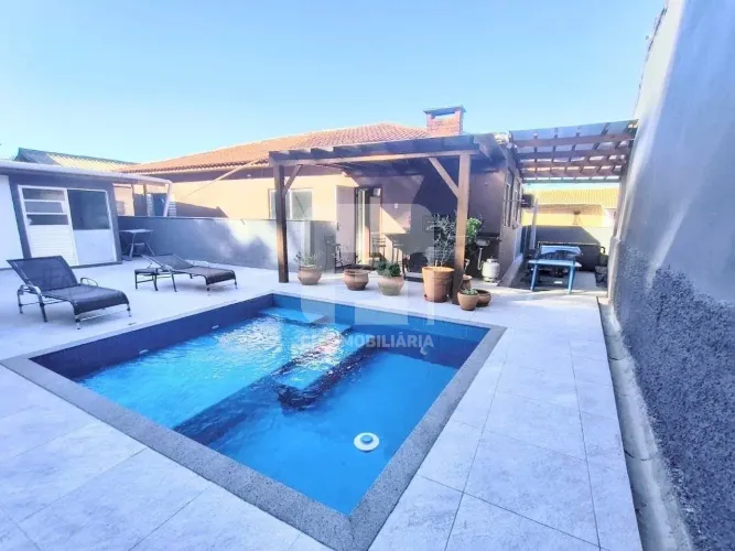 Casa duplex Individualizada à venda na Tapera