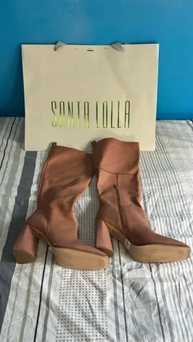 Bota Santa Lolla Caramelo