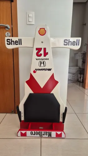 Carrinho de rolimã McLaren