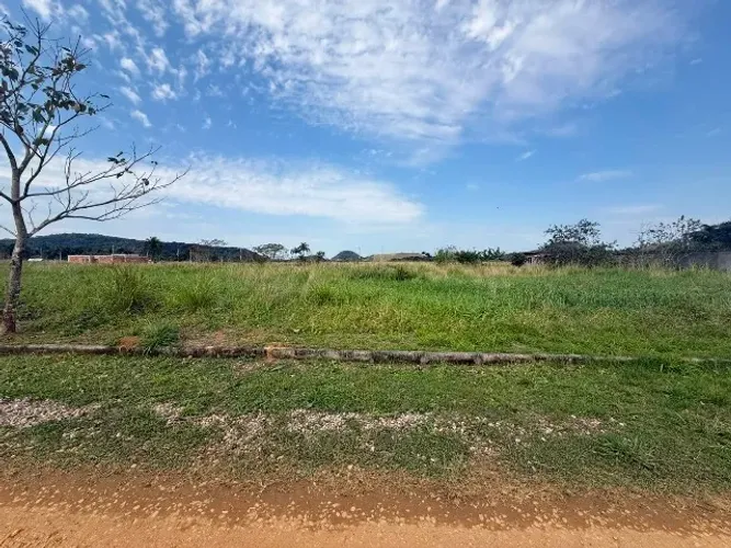 2 LOTES PLANOS DE 450m² - CACHOEIRA A 300m - 10 MIN DO CENTRO