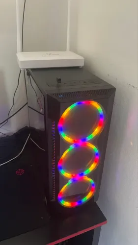 Vendo pc básico ou troco por notebook mais volta