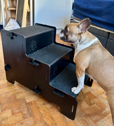 Escada Pet MDF 3 Degraus Largos - pouco uso 