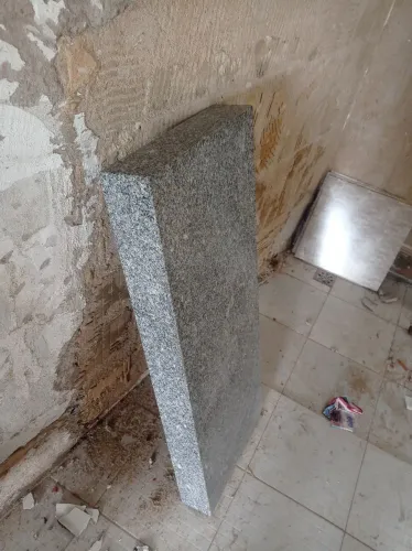 Balcão americano em granito.