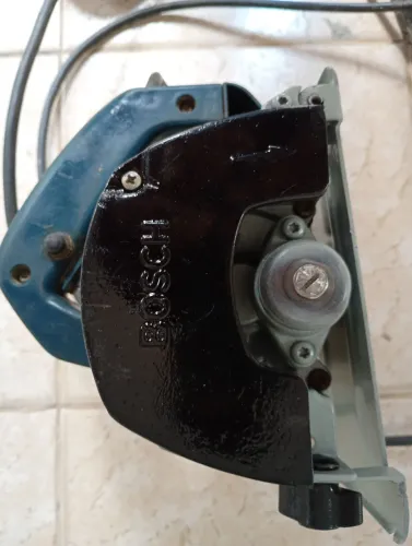 Vende se uma Makita e algumas ferramentas diversos