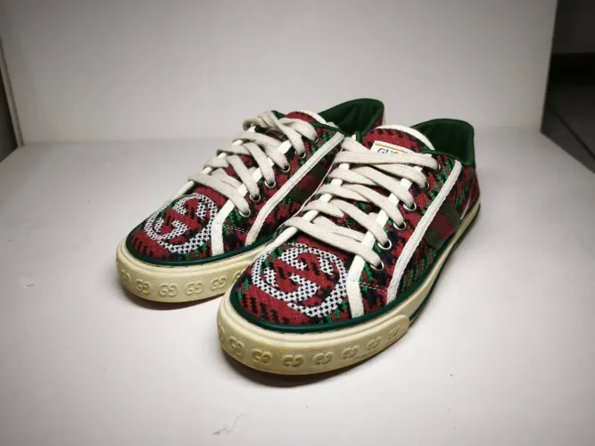 Tênis Gucci
