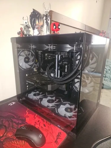 PC GAMER Ryzen7 5700X + 5060Ti 16GB + 32GB RAM 3200MHZ XPG + SSD 1TB NV3