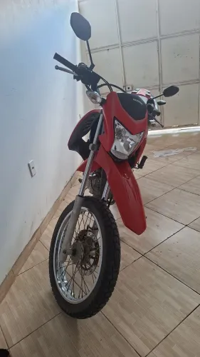Moto toda boa