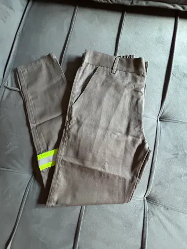 Calça de Uniforme Profissional Nova em Brim 100% Algodão com Faixa Refletiva