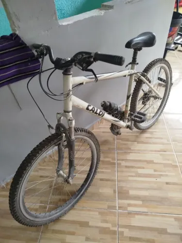 Bicicleta Caloi aro 26