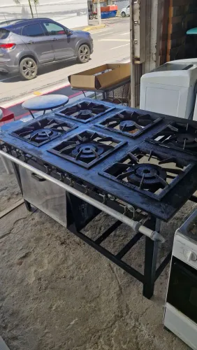 Fogao industrial 6 bocas com Forno