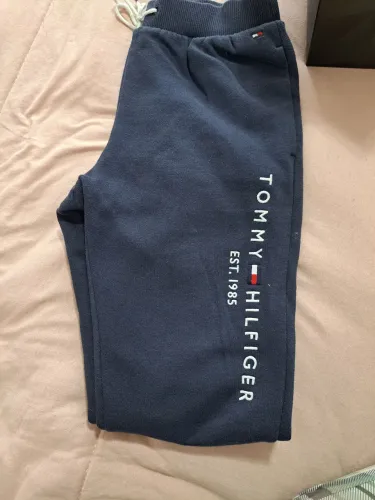 Calça de moleton