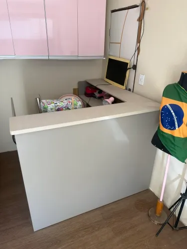 Balcão de loja MDF