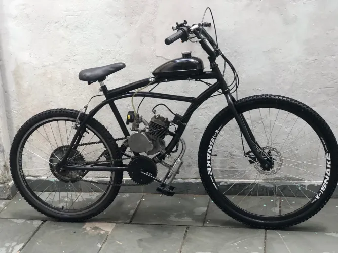 Bike motorizada em ótimo estado