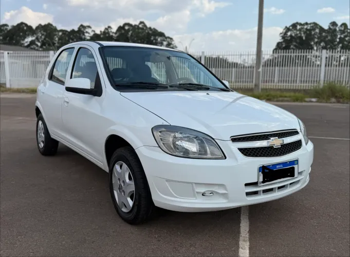 Chevrolet Celta Spirit/ LT 1.0 MPFI 8V Flexp. 5P 2015
