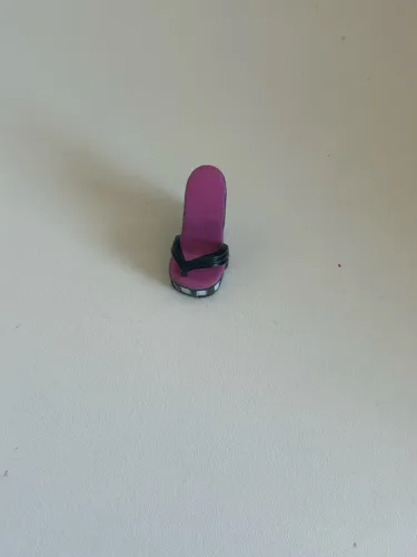 1 pé do sapato boneca Lagoona blue wave 1