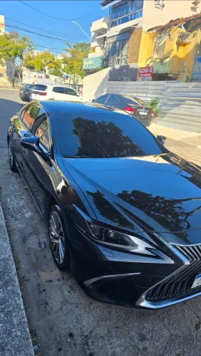 Lexus ES-300H ES300h 2.5 16V Aut. (hybrid) 2019