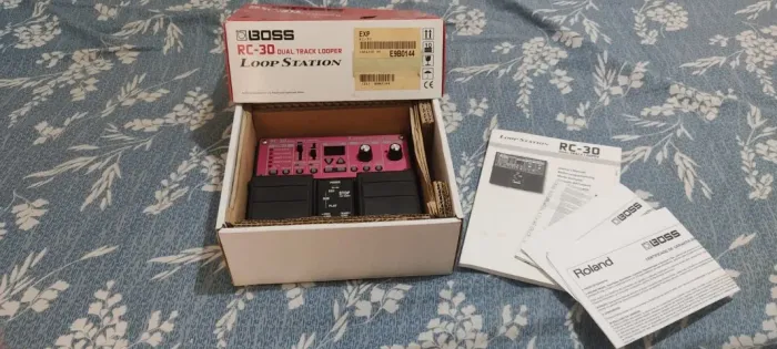 Boss RC-30 Loop Station - Pedal Duplo (Dual Track) | Muito Novo Conservado