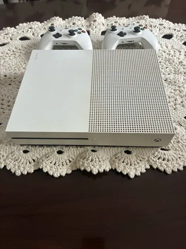 Xbox One S - 1tb