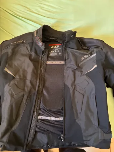 JAQUETA X11 EVO 4 MASCULINA