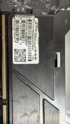 Memória DDR4 8gb RGB geil evo X 3200mhz