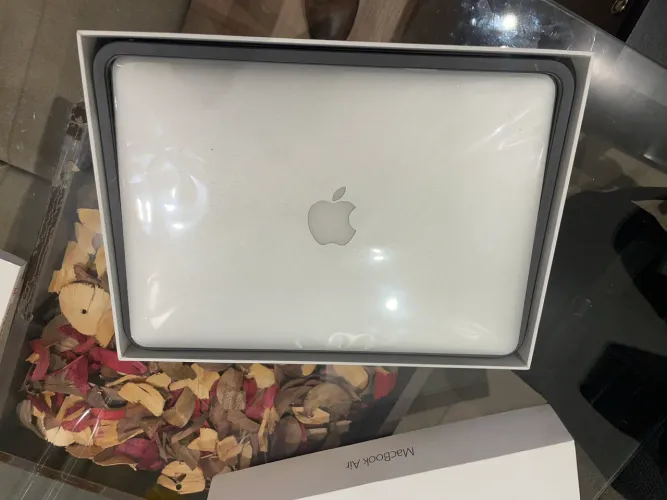 MacBook Air 13