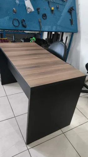 Mesa para Escritório