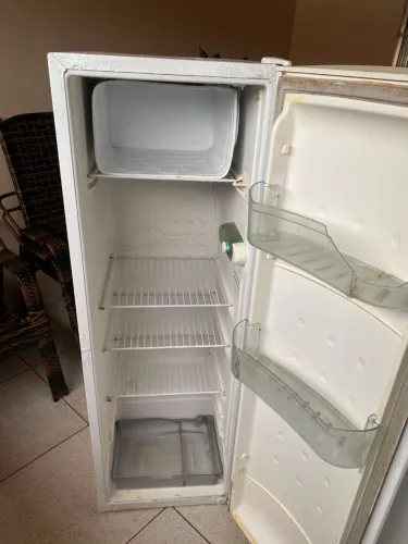 Geladeira funcionando normal PROMOÇÃO R$ 399