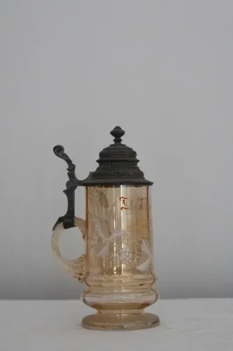 Beer stein de cristal com tampa de metal (estanho)