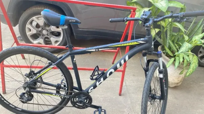 Bicicleta aro 29 Quadro liga de carbono Freio a óleo