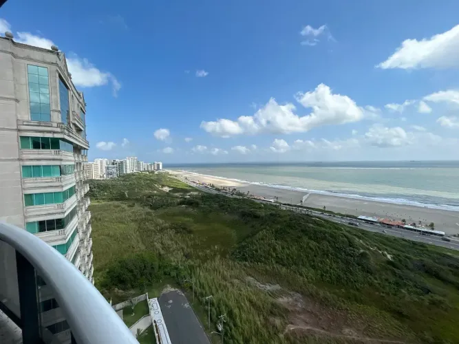 ED. LAZULI - 301M2 - 1 POR ANDAR - TORRE ÚNICA - VISTA MAR ETERNA - CALHAU