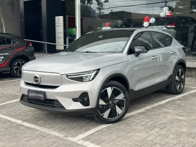 Volvo C40 Recharge Plus (elétrico) 2024