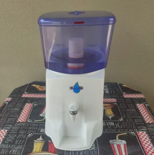 Filtro 8 Litros, não gela a água, vai com Bóia e Vela (Retirar no Aero Rancho)