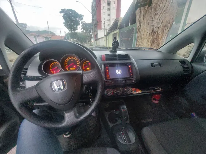 Honda Fit LX 1.4/ 1.4 Flex 8v/16v 5P Aut. 2005
