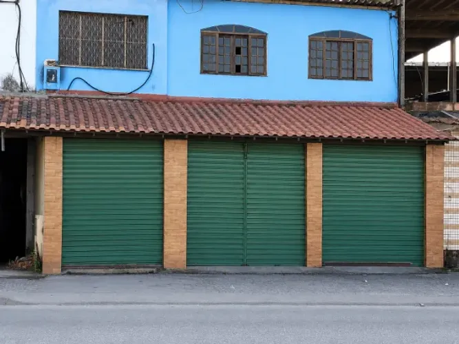 Ótima Oportunidade - Comercial + Casa