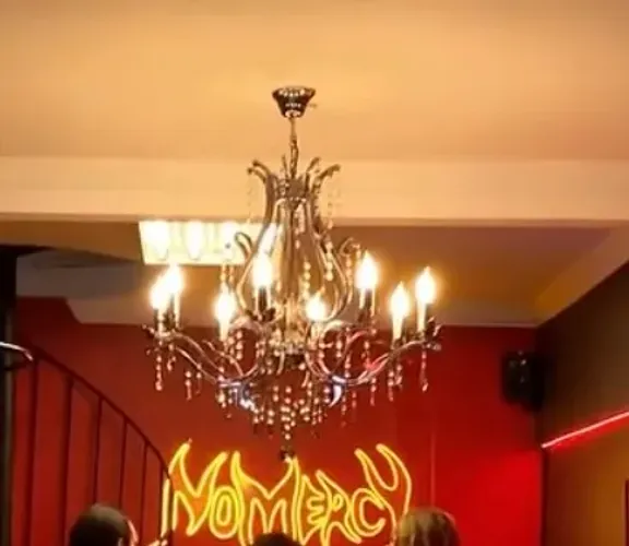 Lustre