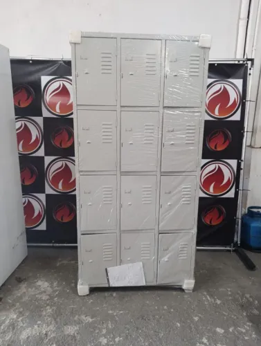 Armário Roupeiro De Aço 12 Portas Grandes Cor Cinza Cristal Chapa 26 novo Sen uso