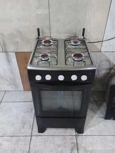 Fogão Itatiaia 4 bocas preto automático