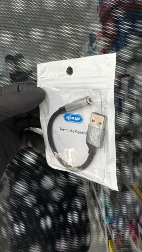 Cabo Adaptador de Áudio USB Externo Knup KP-AD168 para P2 3,5mm