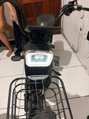 Moto elétrica 6 meses de uso
