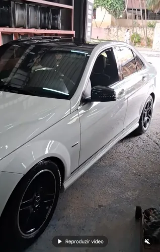 Mercedes-Benz C-200 CGI Avantgarde 1.8 16V 184cv Aut. 2011