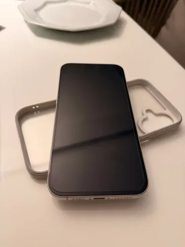 iPhone 16 Plus 128GB