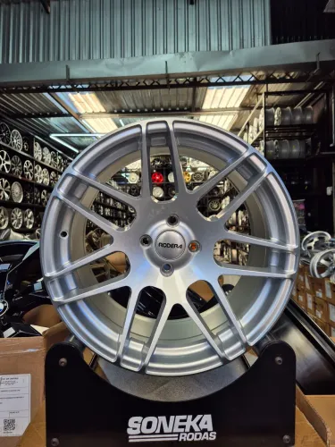 Jogo de rodas RODERA GTS aro 17 4x100