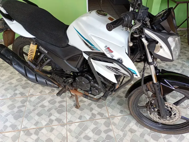 Moto para trabalho rápido 