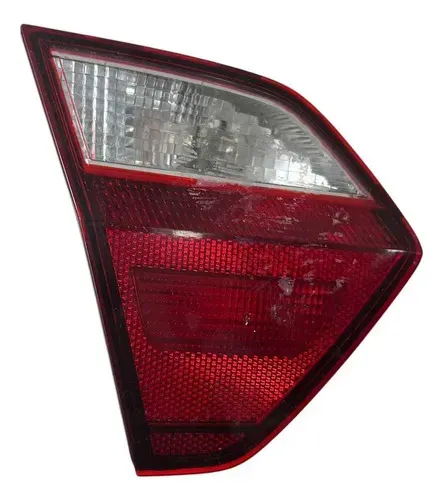 Lanterna Tampa Mala Esquerda Volkswagen Voyage 2013/16 Esquerdo/motorista Vermelho